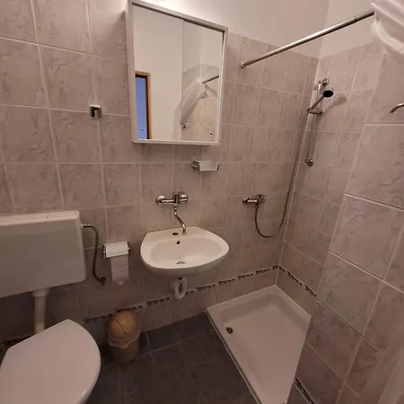 Kaktusa Apartment Pirovac