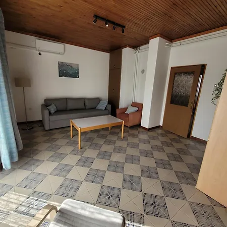 Kaktusa Apartment