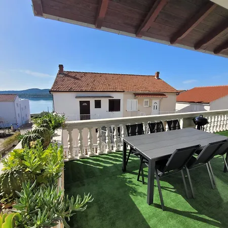 Kaktusa * 皮罗瓦茨